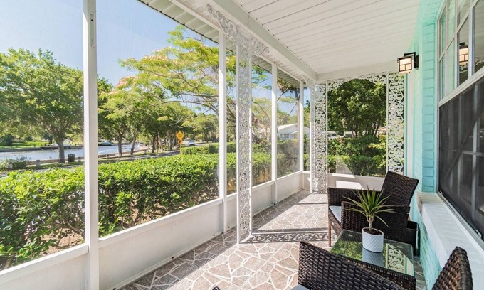 New Port Richey Apartment | Relaxing and Beautiful Stay Near Grand River