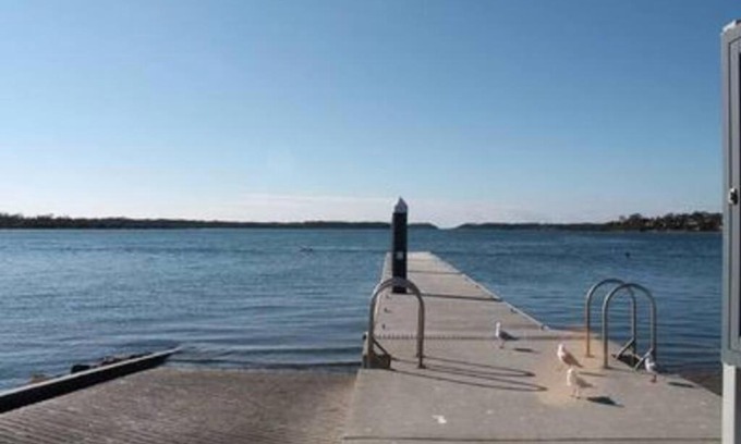 Greenwell Point House | Relaxing cottage overlooking Crookhaven River