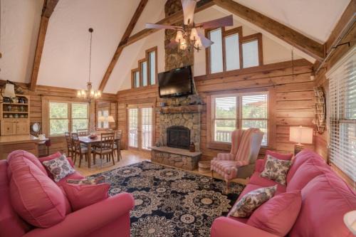 Rutherfordton House | Relaxing Equestrian Retreat With Full Amenities
