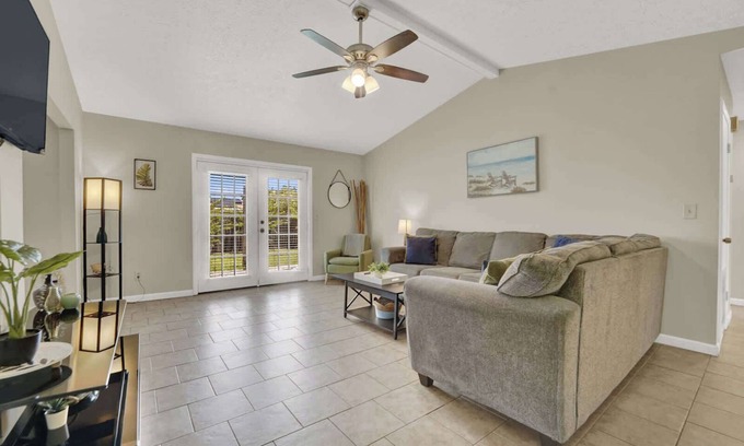 Lynn Haven House | Relaxing Getaway – 3BR Home Near Panama City Beach