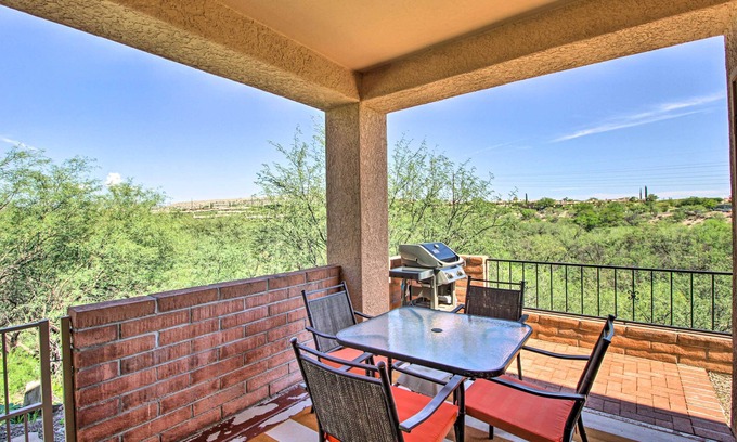 Green Valley House | Relaxing Green Valley Townhome ~ 30 Mi to Tucson!