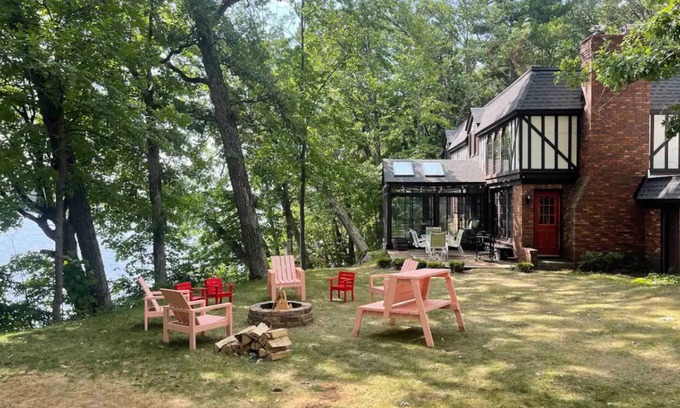 Rice Lake House | Relaxing Lake Home with Private Water Access - Pet Friendly