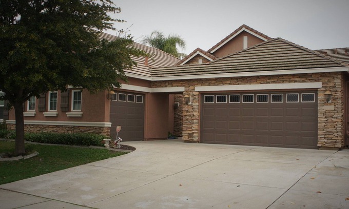 Rancho Cordova House | Relaxing & luxury living, let's have a great time.