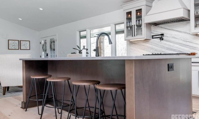 Crestwood House | Relaxing Private Home Perfect for KY Derby and PGA Championship