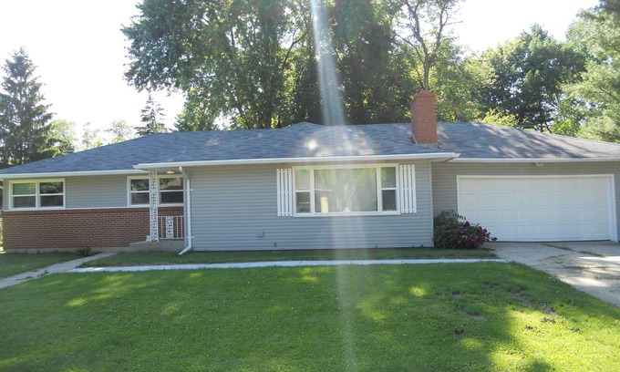 Rockford House | Relaxing ranch in NE Rockford