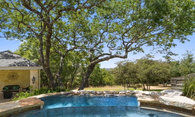 Belton House | Relaxing Retreat!