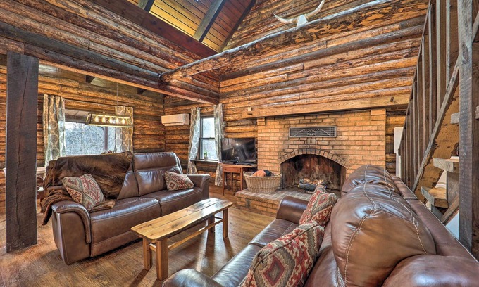 Dublin Cabin | Relaxing Retreat w/Private Dock on Claytor Lake!