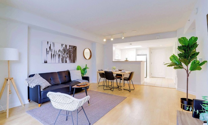 Ballston Apartment | Relaxing Stay in Prime Ballston Location
