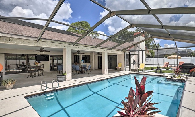 Greater Northdale House | Relaxing Tampa Abode w/Screened Lanai & Pool