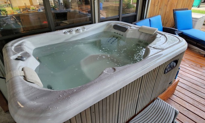 Maurepas Cottage | Relaxing Water Front Cottage w/Hot Tub