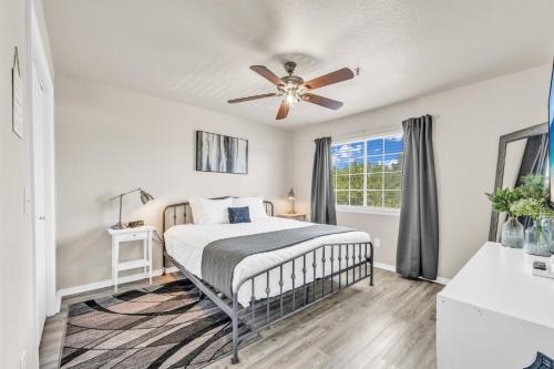 Oklahoma City House | Relaxstay - Cozy Townhouse in Nw Okc