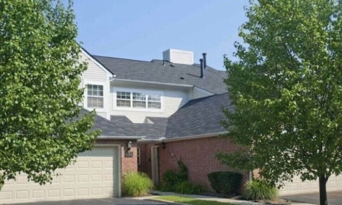 Commerce Township Apartment | Remodeled clean character unique lifestyle while enjoying luxury and comfort