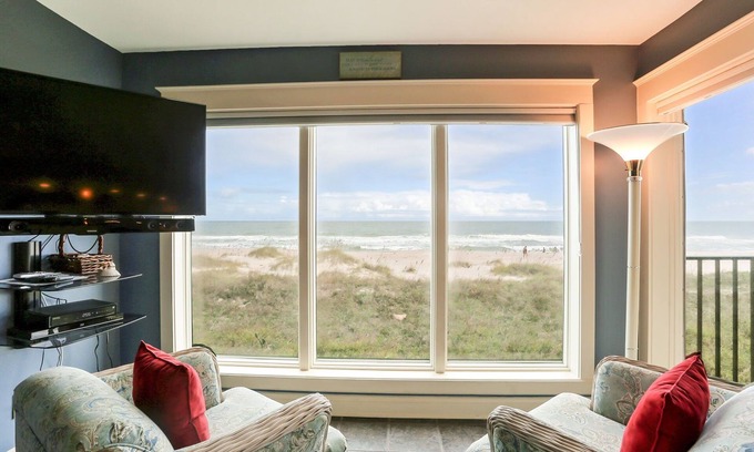 Ocean Cay Condo | Remodeled 2 Bed/2 Bath, 2nd floor Oceanfront condo sleeps 6. Oceanfront deck and pool.