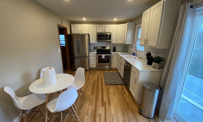 South Central Omaha House | Remodeled 4-2 in the Heart of Omaha- Pay Monthly