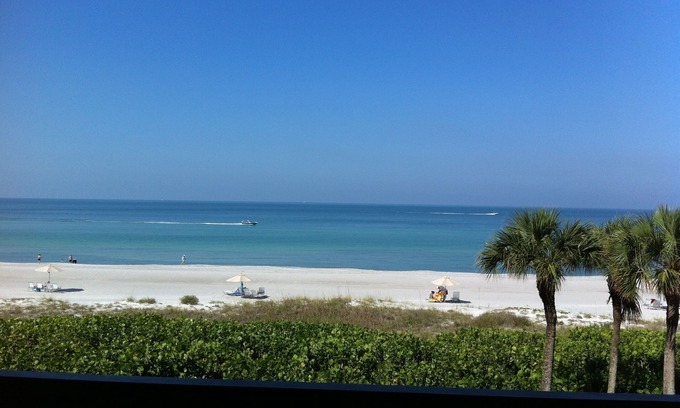 Longboat Key Condo | REMODELED! Enjoy a Taste of Paradise from an Oceanfront Condo on White Sands!