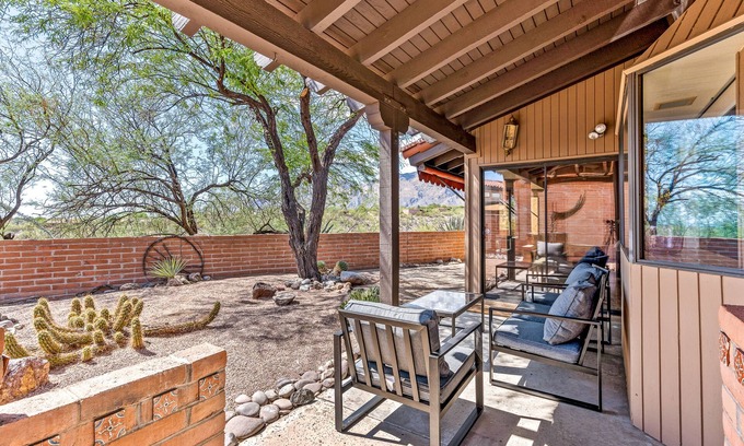 Fairfield Sunrise East House | Remodeled home in Catalina Foothills! Mountain Views!