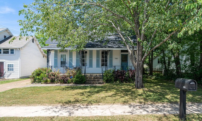 Huntsville House | Remodeled Home in Five Points