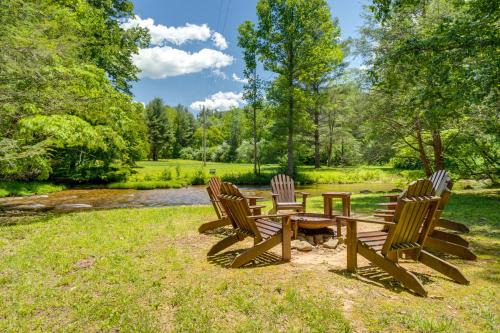 Suches House | Remote Cooper Creek Trout House with Hot Tub