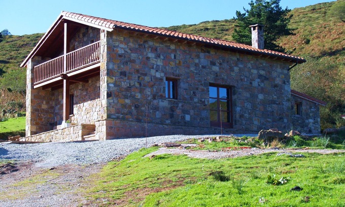 Lierganes Other | Remote country house nestled in the glorious mountains of Lierganes, Cantabria