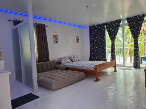 Hernani Cabin | Remy's Eco house