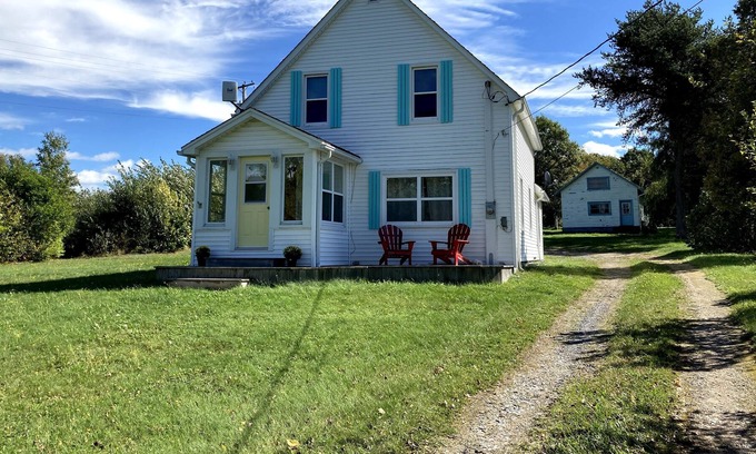 Kiersteadville Cottage | ReNEWd Rest Cottage