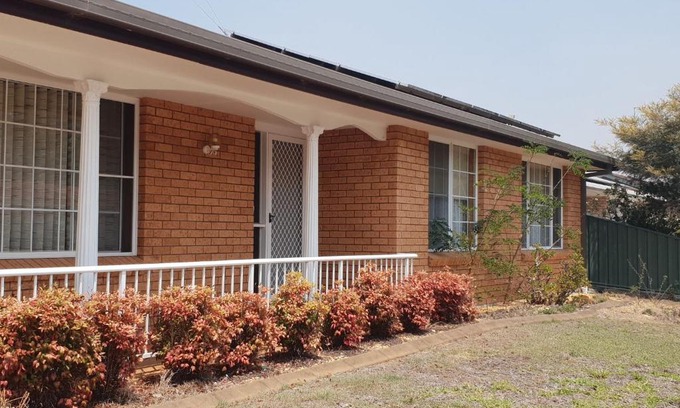 Tuncurry House | Rennies Retreat