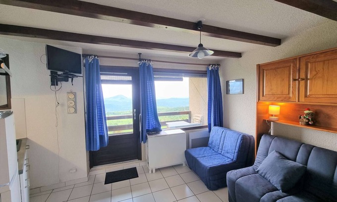 Saint-Michel-de-Chaillol Apartment | Renovated studio 2 pers - South balcony - Pets allowed