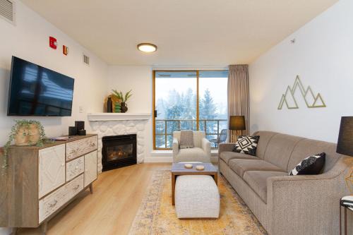 Village North House | Renovated 1Bed-1Bath in Village with Pool, Hot Tub, and Sauna