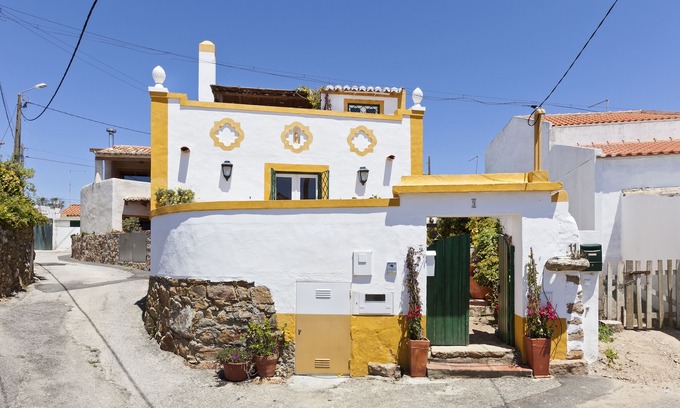 Azoia Cottage | Renovated 2 Bed,2 Bath,terraces W/Ocean Views,in Sintra's Most Charming Village