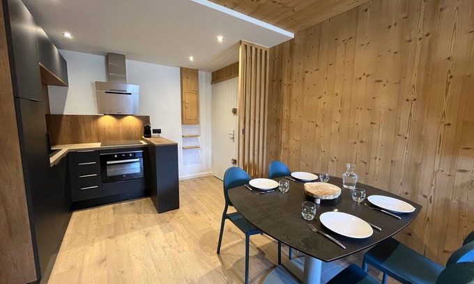 Les Gets Apartment | Renovated 3* apartment with balcony and Wifi, near slopes, ideal for families