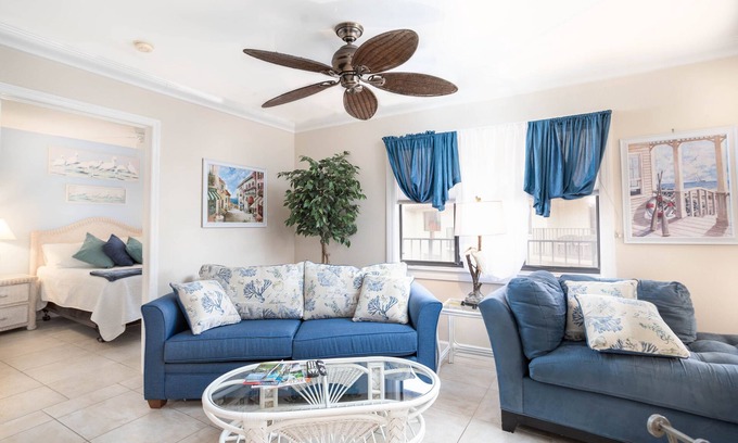 Tierra Verde Condo | Renovated 6/2023 Top Floor Balcony Water View 2B/2B, Pool, Hot Tub, Grill, WIFI