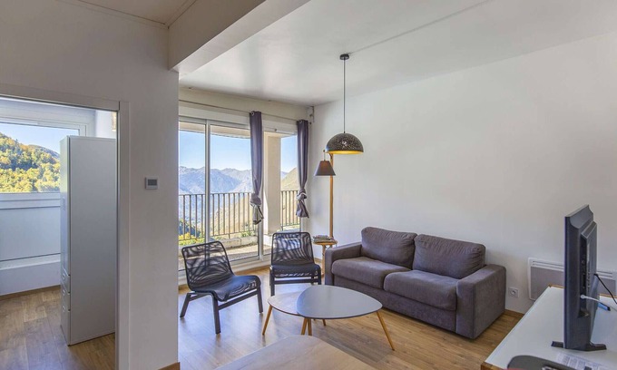 Eaux-Bonnes Apartment | Renovated apartment 8 pers, terrace, ski, wifi