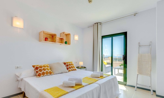 Calamayor Apartment | Renovated apartment with private terrace and sea views - 201