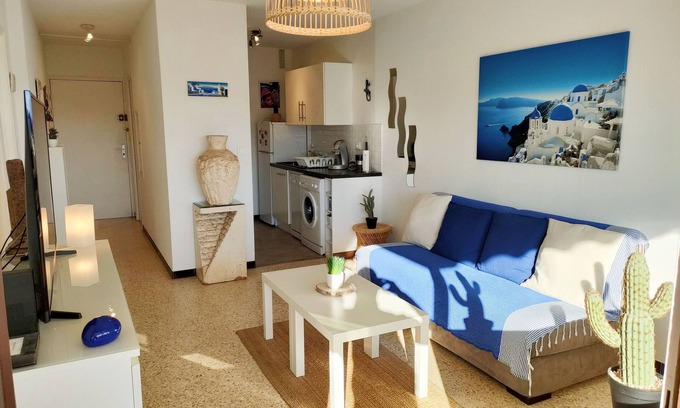 La Faviere Apartment | Renovated - center of La Favière 300 m from the beach