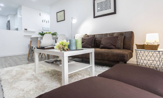 Camino de Ronda Apartment | Renovated, Comfortable Apartment in Center Granada