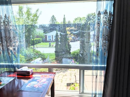 Malvern House | Renovated Cozy Bedroom with Private washroom