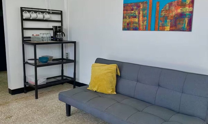 Carmen Apartment | Renovated Downtown Apt./Wi-fi