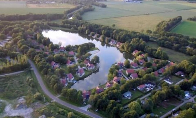 Westerbork Villa | Renovated in 2024. Luxury vacation villa 8/9 pers with sauna, ideal for fishing