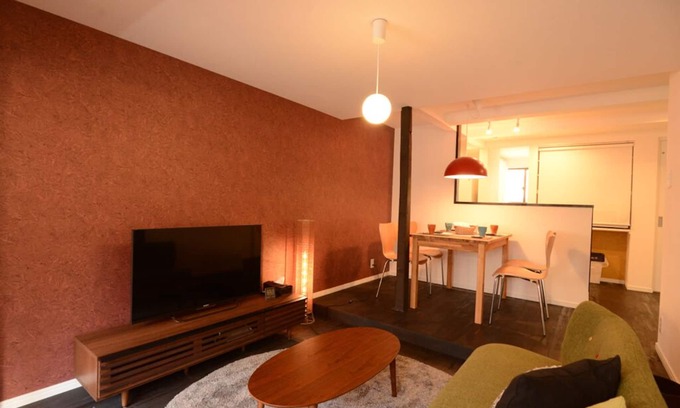 Okazaki House | Renovated modern traditional house 5mins-walk from station, "Uan/Hana"