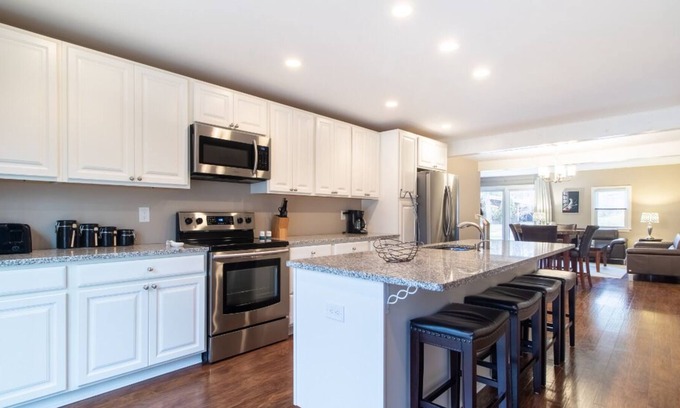 New Milford House | Renovated, one level home in an excellent location. Walk to the beach!
