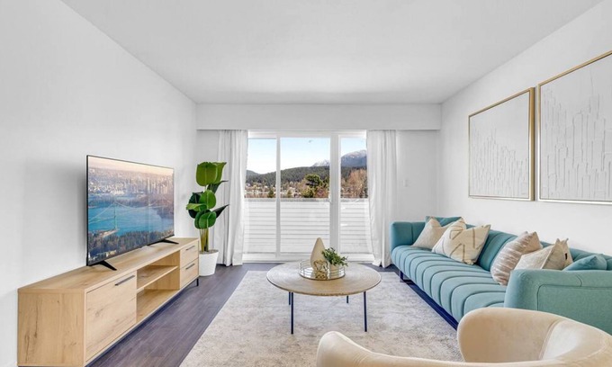 Port Moody Apartment | Renovated Port Moody Condo