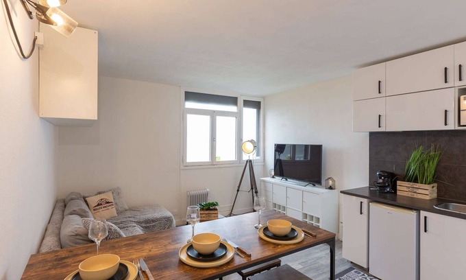 Pla d'Adet Apartment | Renovated studio at the slopes, perfect for families