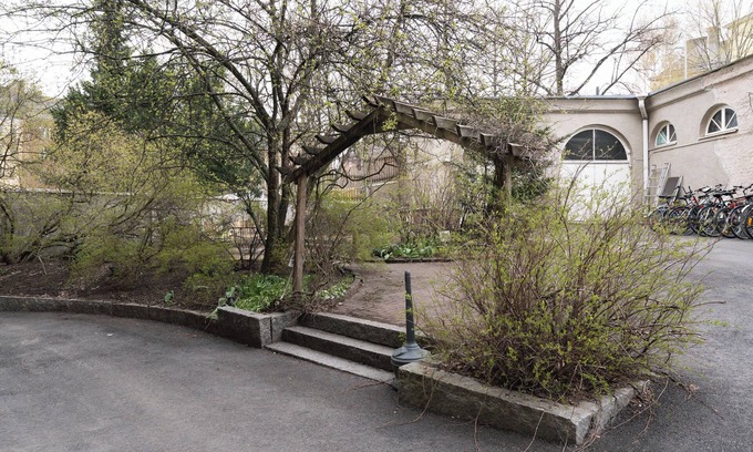 Kallio Apartment | Renovated Top Floor Studio in Kallio
