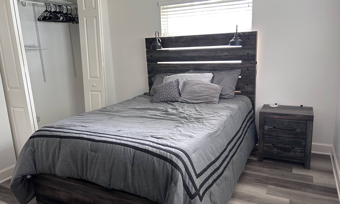 Villa De Palmas Bed & Breakfast | Rent a private room for the week or the month!