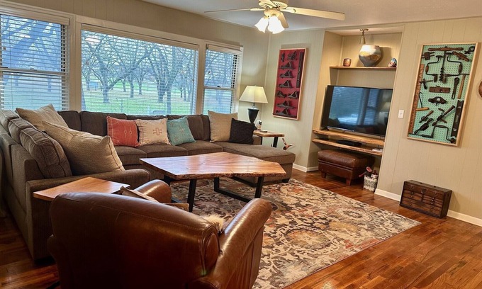 Lometa House | Rent entire family friendly country home with a handcrafted live edge furniture