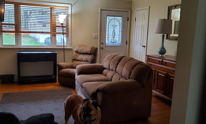 Geyser Crest House | Rent Our Home for the Belmont Stakes!