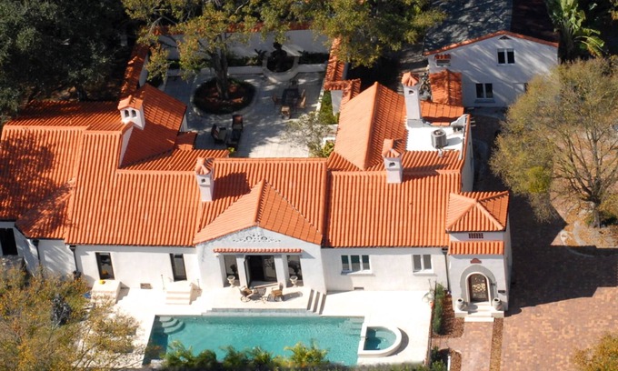 Davis Islands House | Rent this entire Luxury Mansion! Walk to Downtown Tampa -
