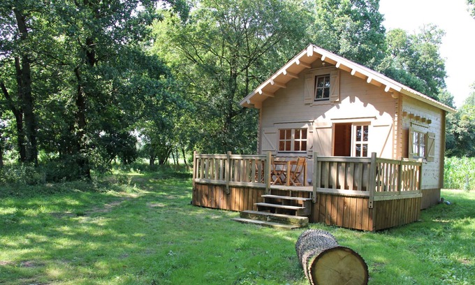 Varzay Ski Chalet | Rental chalet of 20m² in the woods