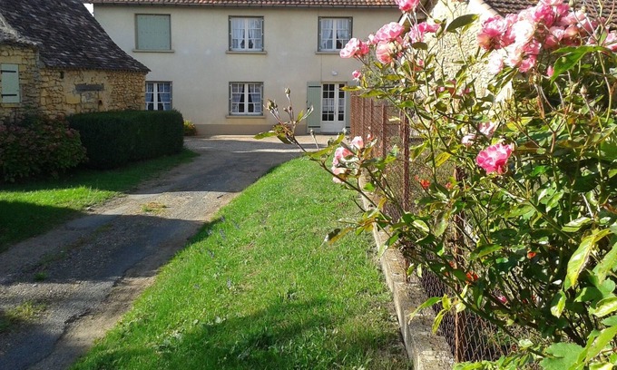 Saint-Avit-Senieur House | Rental Gite de Bazeille 3 stars in St-Avit-Sénieur calm and relaxing