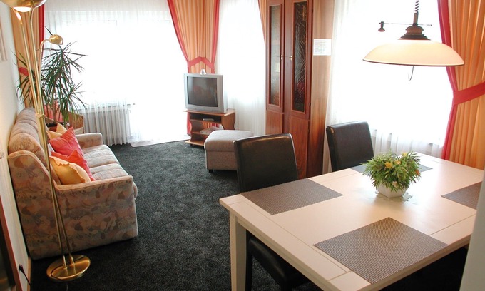 Cochem Apartment | Rental-Nr. 4-Economy-Ensuite-Balcony